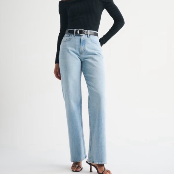 Abercrombie & Fitch Denim - Abercrombie & Fitch Curve Love - Ultra High Rise / Brand New